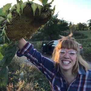 Meet your Posher, Olivia